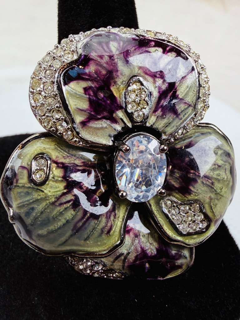 Stunning Vintage Flower Enamel Bling, Dressy Sz 7 Statement Ring
